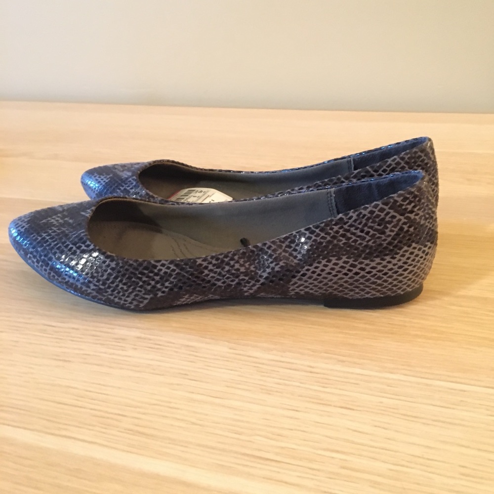 Zara Snakeskin-Print Flats